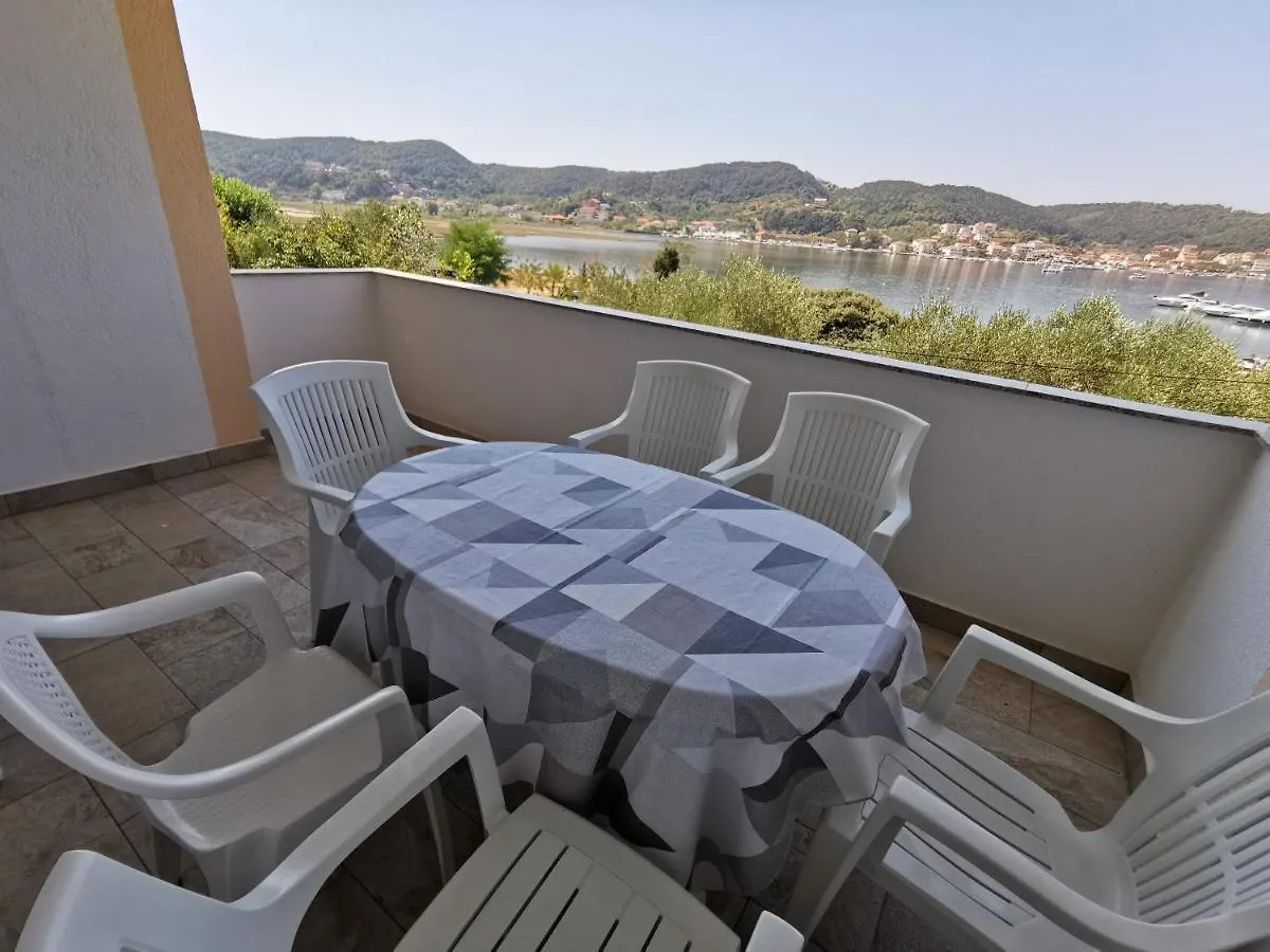 Haus Maro Apartment Supetarska Draga